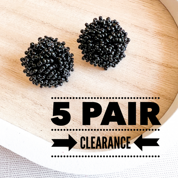 CLEARANCE 30mm BLACK Seed Bead 5 PAIRS Dome Stud Connector
