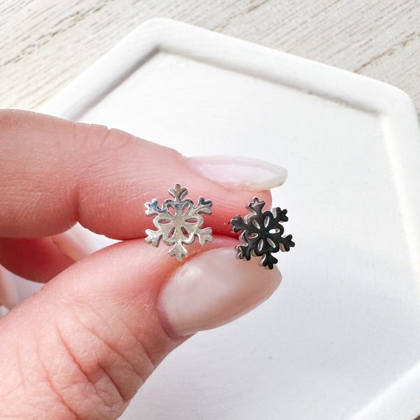 SS SILVER SNOW FLAKE Stainless Steel Premium Stud
