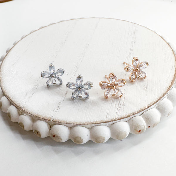 PAVE FLOWER Stud Connectors Gold/Silver------> Choose Gold or Silver