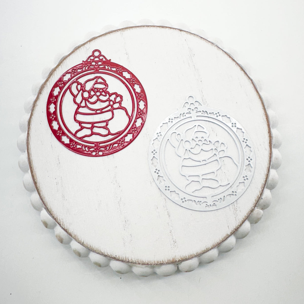 LCM Laser Cut SANTA CIRCLES filigree metal charms and connectors 5 pai ...