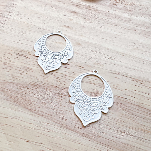 Laser cut WHITE DAMASK filigree metal charms and connectors 5 pairs